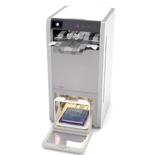 Perfekt gefaltete Hemden, jedes Mal dank Foldimate, Ihrem zuverlässigen Faltpartner.